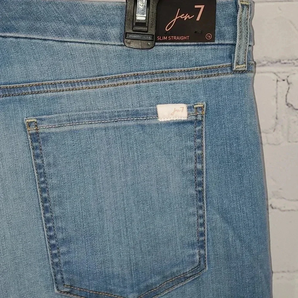 7 For All Mankind Jen 7 Slim Straight Leg Sculpting Jeans Medium Wash Size 16 - Picture 3 of 13